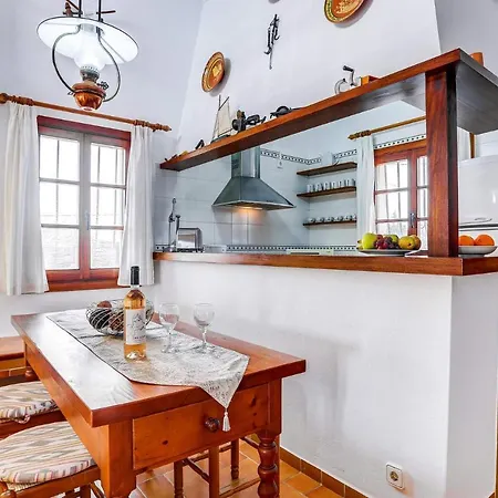 Villa Idu By